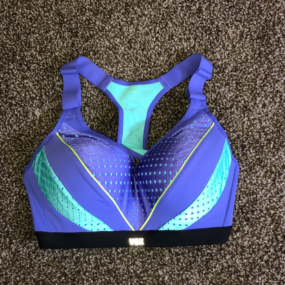 Victoria’s Secret Sport sports bra NEW WITHOUTTAGS